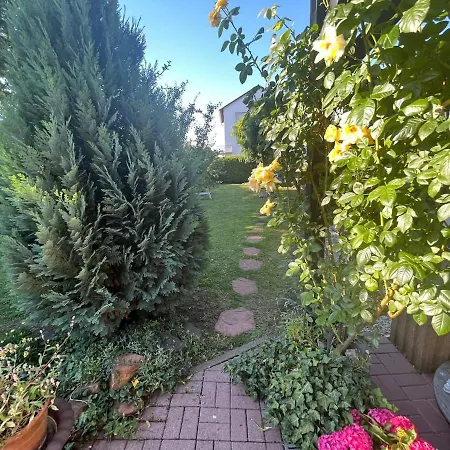 Apartment Idyllische Gaestehaus Im Gruenen *