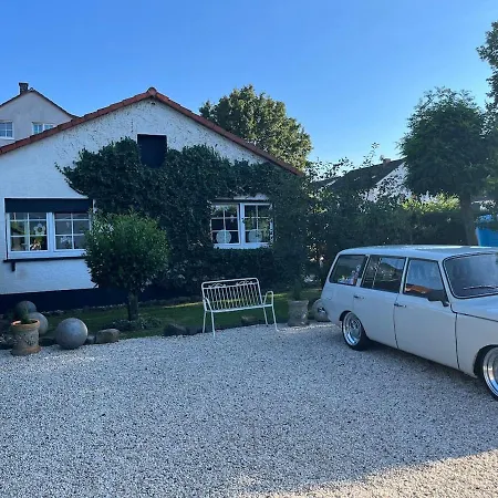 Idyllische Gaestehaus Im Gruenen Appartamento *