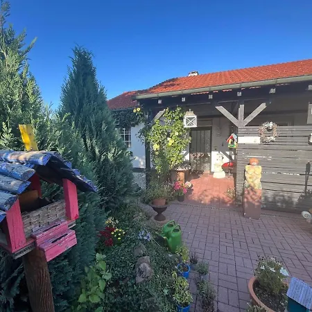 Idyllische Gaestehaus Im Gruenen Appartamento Altenstadt