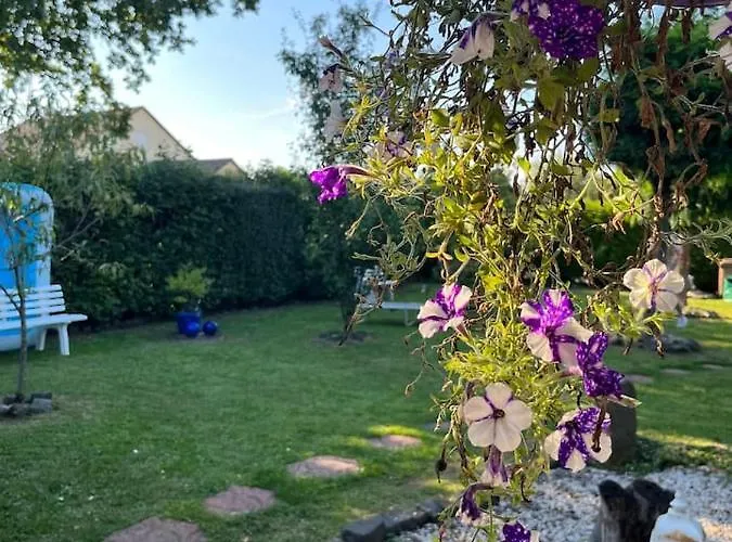 Idyllische Gaestehaus Im Gruenen Apartmán